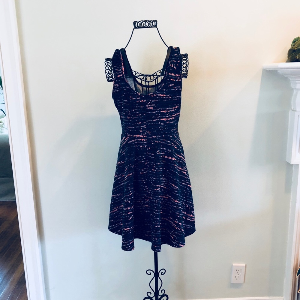 Bcbgeneration Blue Pattern Dress - image 4